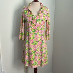 Barbara Gerwit Vintage Size M, Cotton Lycra knit dress with ruffle collar. Cute!